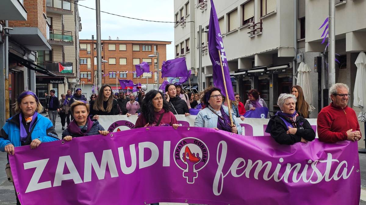 Martxoak 8: beste behin aldarrikapenez betea