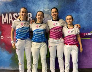 Olatz Arrizabalagak indartsu ekin dio binakakoari, Larrabetzun