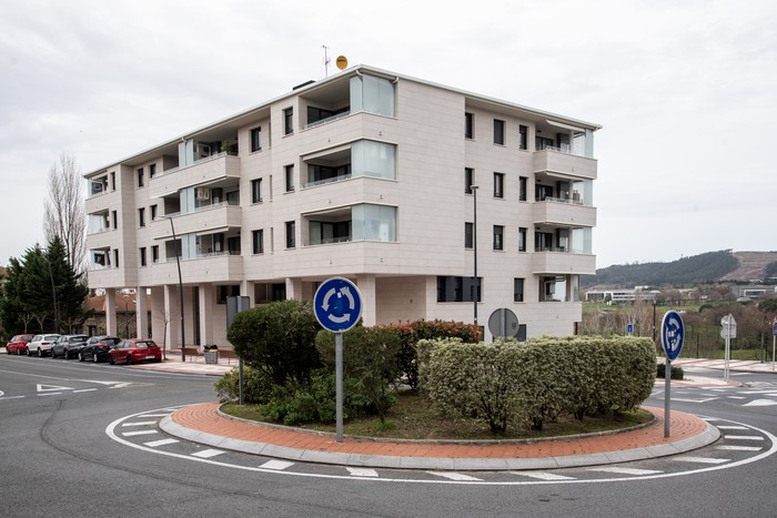 Euskararen erabilerarako baldintzak hobetu ala okertu egiten dira hirigintza ereduaren arabera