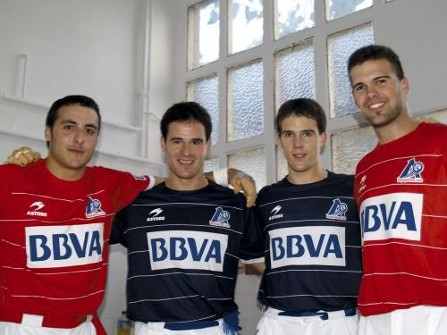 Abel Barriola, Mikel Olazabal, Juan Martinez de Irujo eta Aitor Zubieta, pilotariak:  â€œPilotariok udan disfrutatzen dugu gehienâ€ 