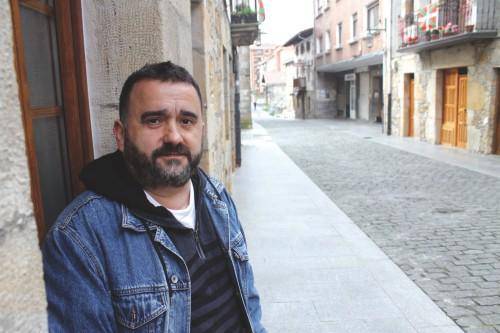 Iñigo Gastelu Bilbao, Larrabetzuko EH Bilduko alkategaia: “Larrabetzu herri bizi bat da”