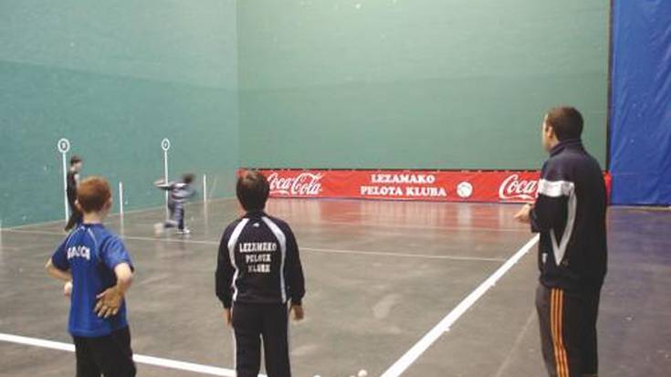 Lezamako Pelota Eskola: Aupa Lezamako pelotariak!