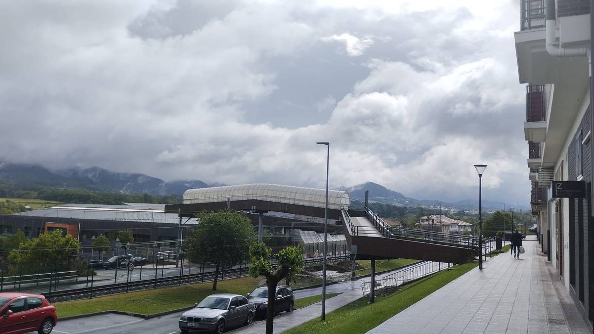 Txorierriko Etorbideko errepidea eta pasabidea berriro daude zabalik